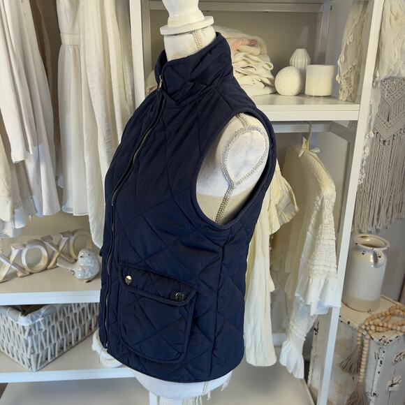 Thread & Supply size small quilted dark blue vest with gold zipper accents #3002 - Picture 2 of 7